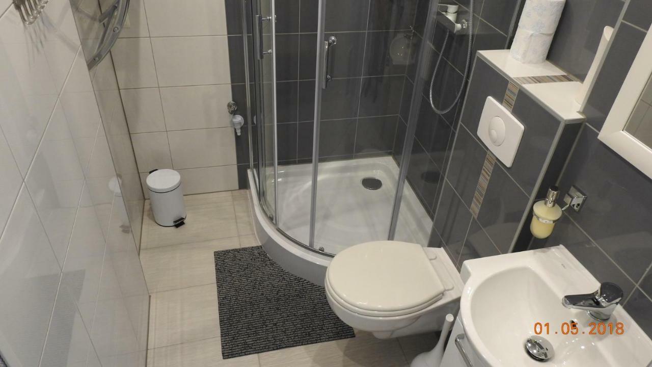 Apartament Kotewka 3 Appartamento Zator Esterno foto